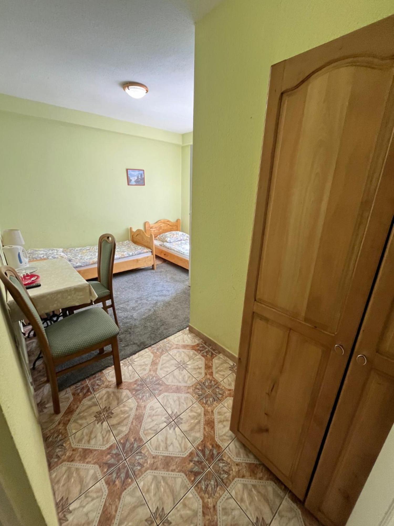 Dom Goscinny Biegun Wałbrzych Εξωτερικό φωτογραφία